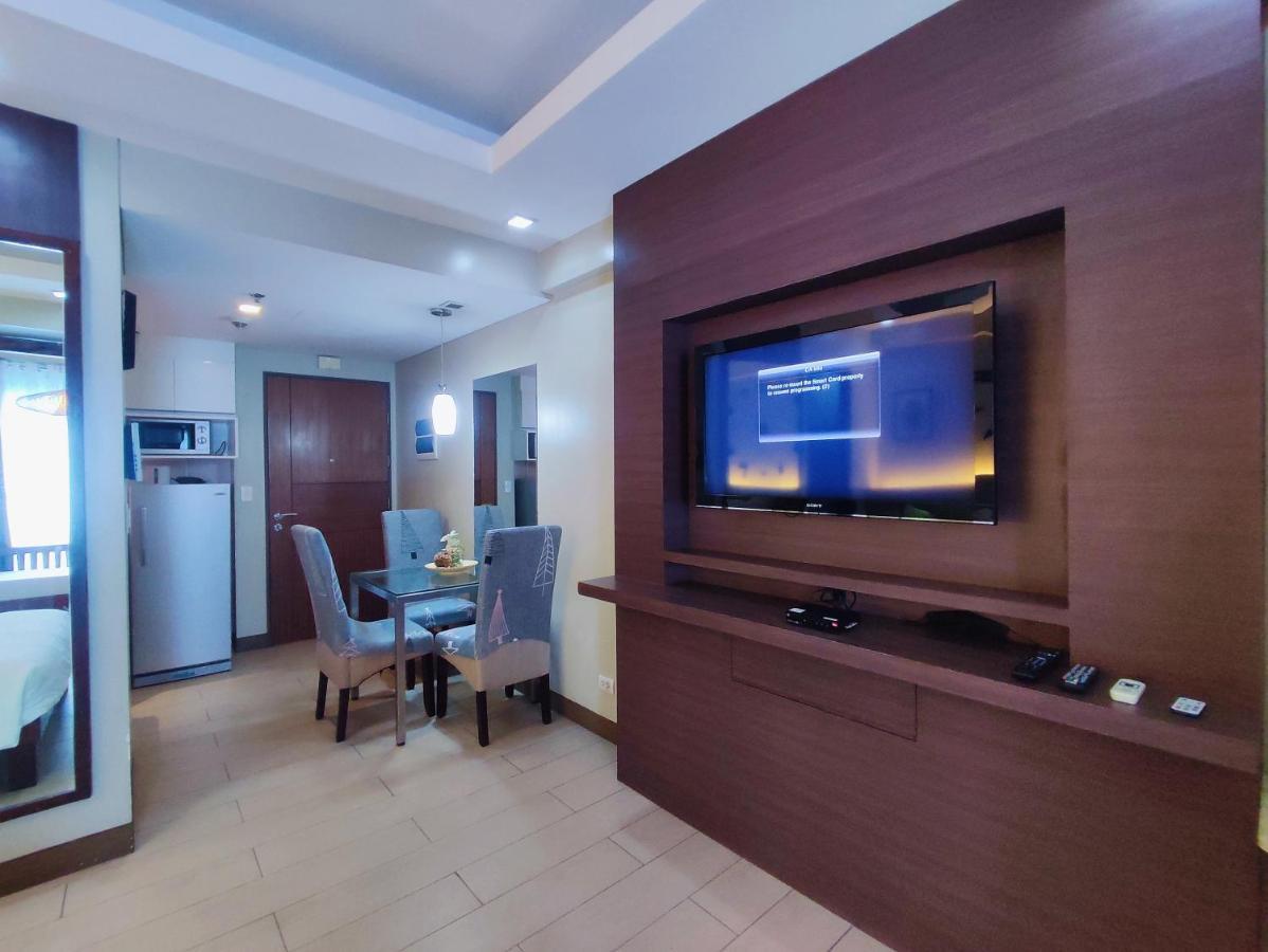 Two Palmtree Villas Newport Boulevard Near Naia 3 Pasay City Manila Exteriér fotografie