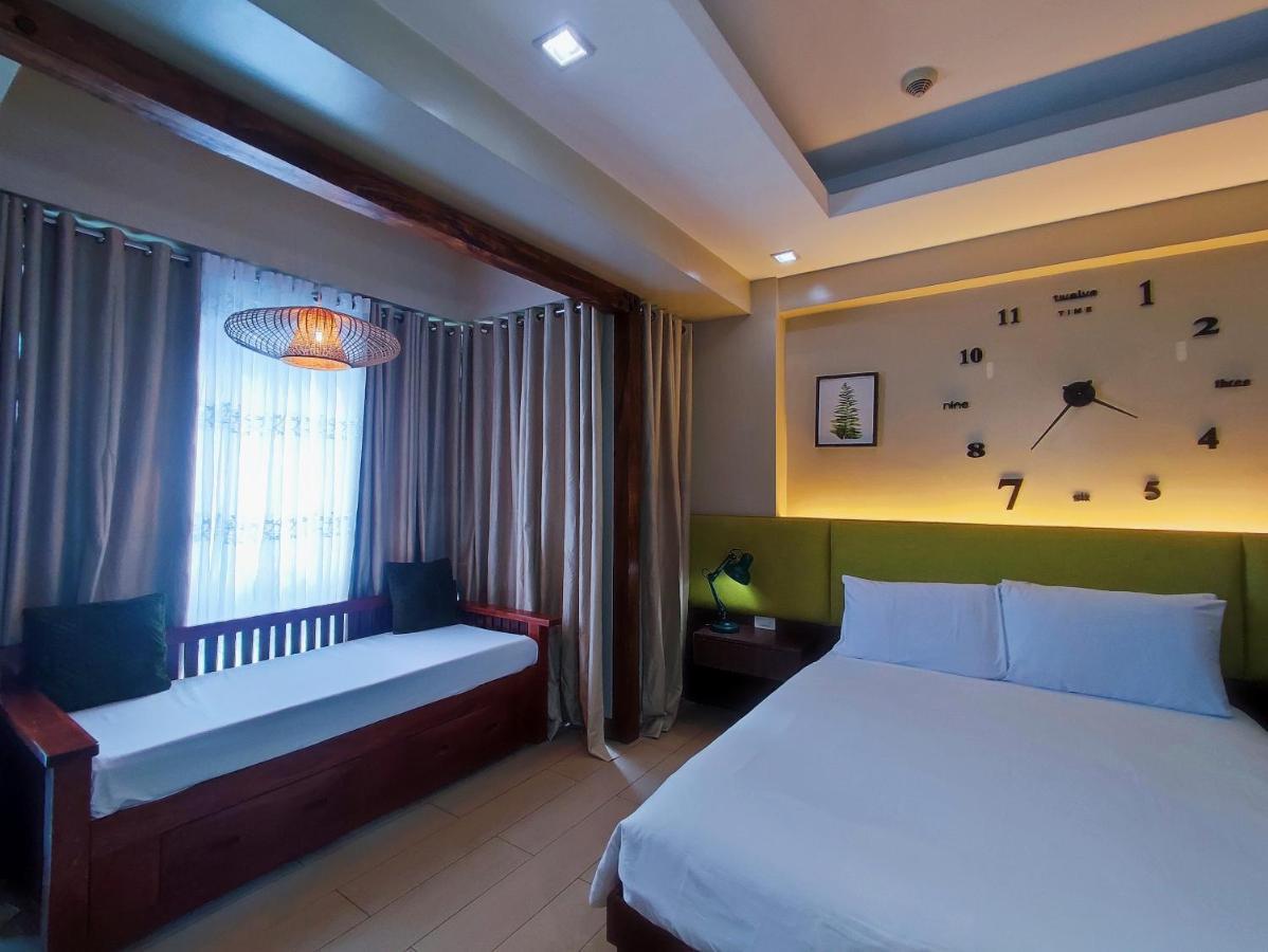 Two Palmtree Villas Newport Boulevard Near Naia 3 Pasay City Manila Exteriér fotografie